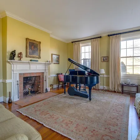 Elegant Paris Manor With Private Pool! Villa